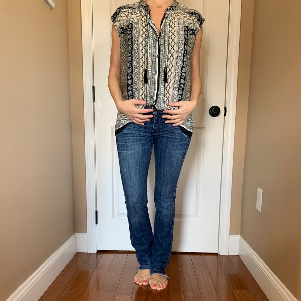 GORGEOUS ONE WORLD TOP